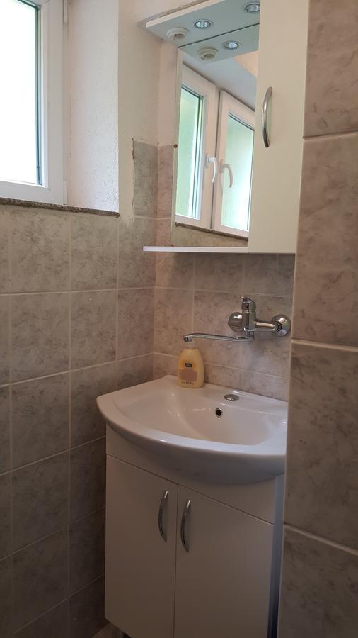 Apartman Kosuta 2 Т'єнтіште Екстер'єр фото
